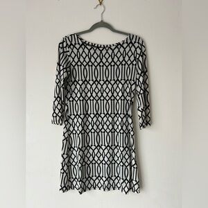 Geometric black and off white stretchy sheath dress